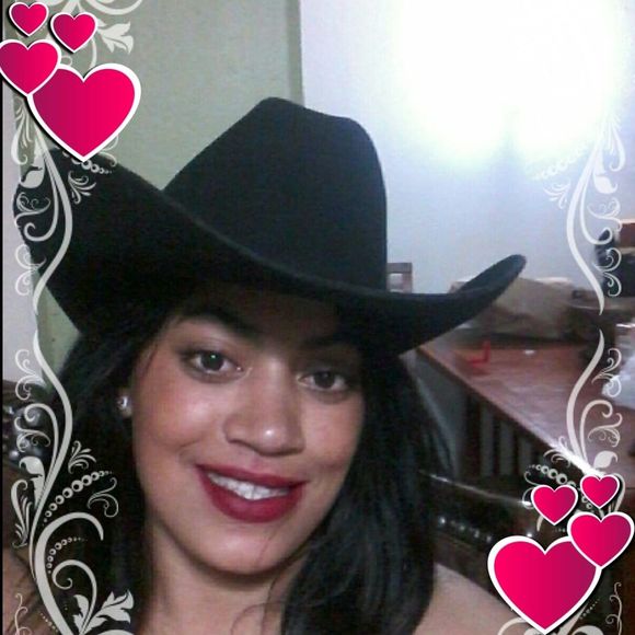 Meet your Posher, Marleny - Picture 1 of 1